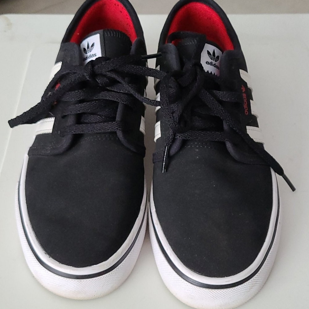 Adidas Seeley